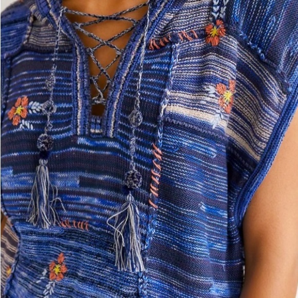 Anthropologie Pilcro Ebisu Hooded Sweater Patchwork Embroidered Floral - Picture 3 of 5